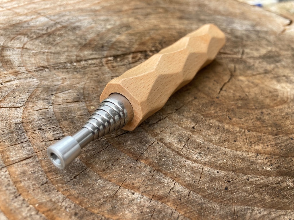 MountBros Naguri Grip Detail